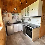 Деревянный коттедж U Marcjana